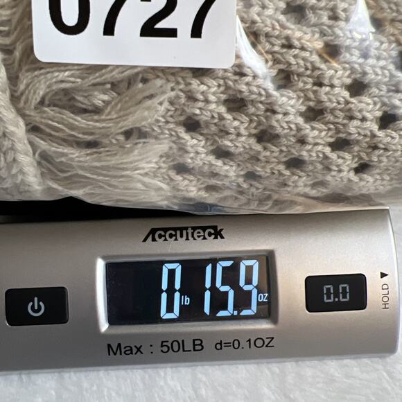 Old Navy Women’s Crochet Fringe Shawl Size XXL Beige Boho Beachy Festival Hippie - Picture 7 of 7